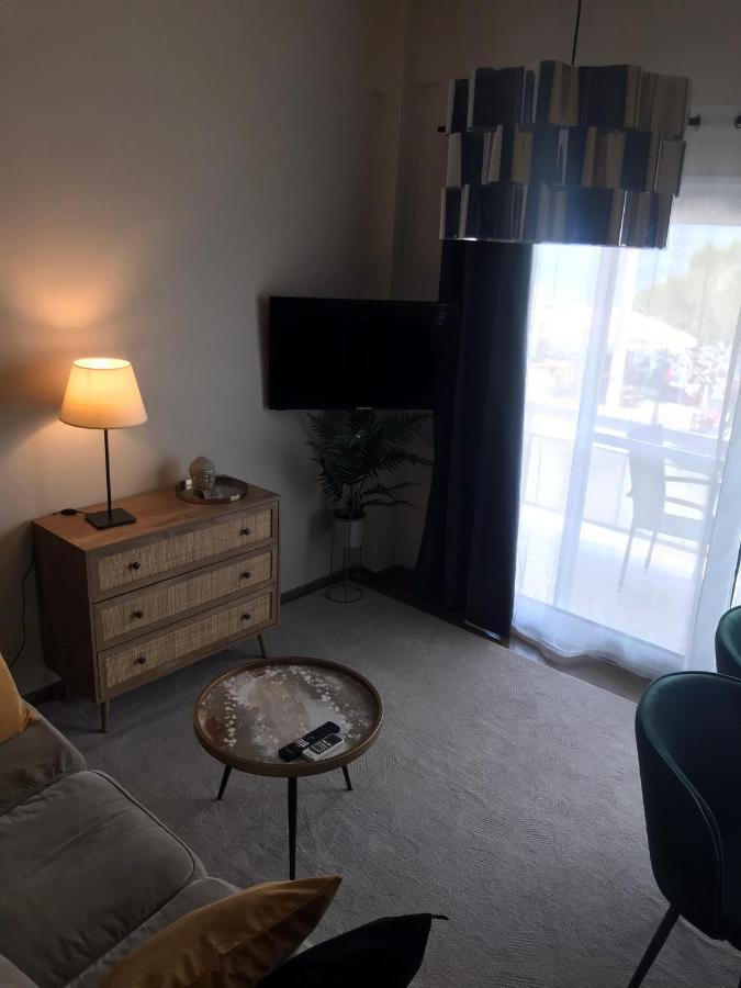 Artemis Apartments ดิอาคอปโต ภายนอก รูปภาพ